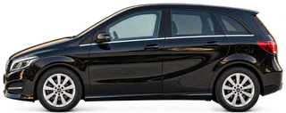 Schwarze Mercedes B‑Klasse, im Profil
